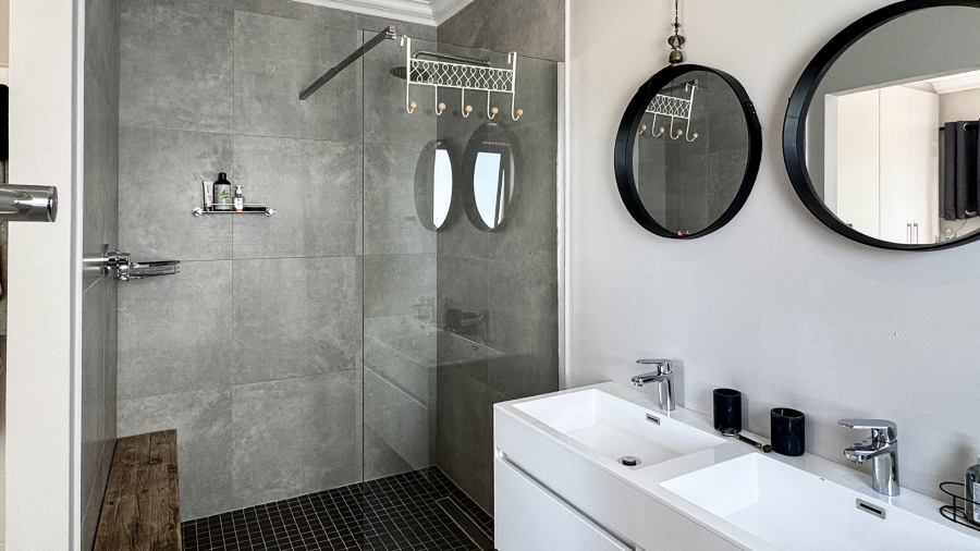 3 Bedroom Property for Sale in Wellington Central Western Cape